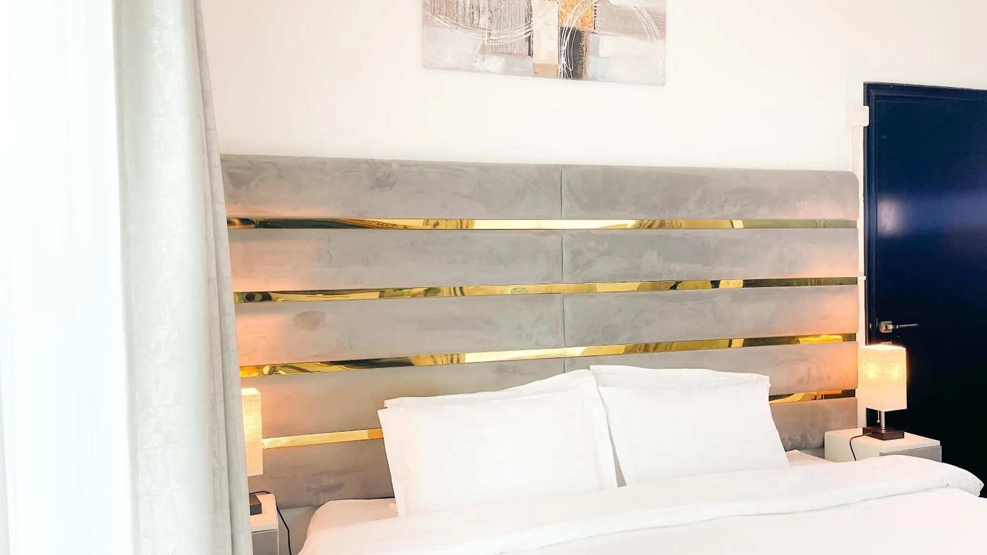 Luxury Room With Marina View Close To Jbr Beach And Metro With Shared Kitchen ドバイ